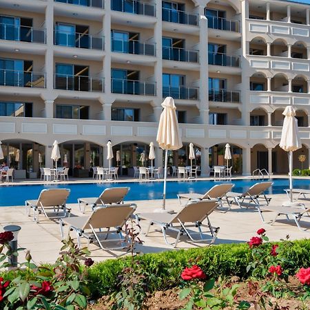 Belvedere Hotel Primorsko Bagian luar foto