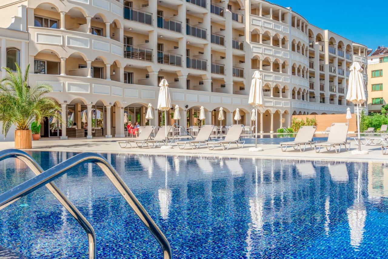 Belvedere Hotel Primorsko Bagian luar foto