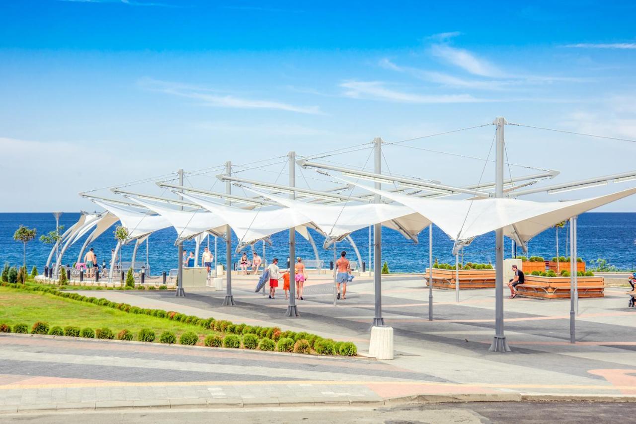 Belvedere Hotel Primorsko Bagian luar foto